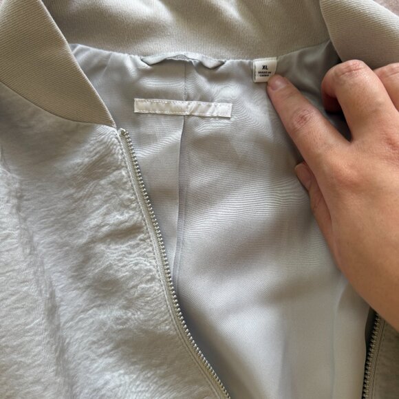 Uniqlo Ladies Bomber Jacket | XL - Picture 3 of 3